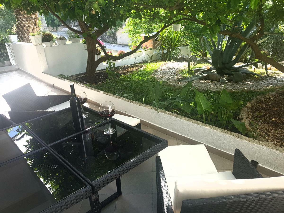 Apartment R Makarska